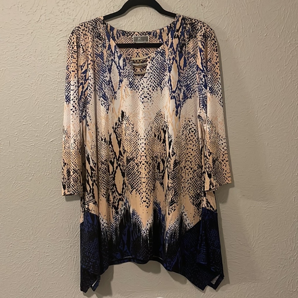 JM Collection multicolor printed 3/4 sleeve top